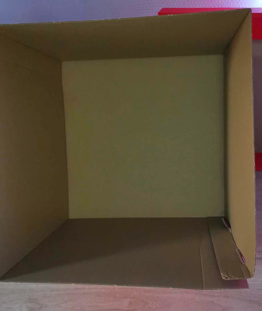 Boîte pâtissière rigide – plusieurs coloris – 30 x 30 cm