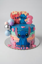 gâteau multi couleurs stretch avec streatch en photo de face deux boule de couleurs bleu et chrome 
